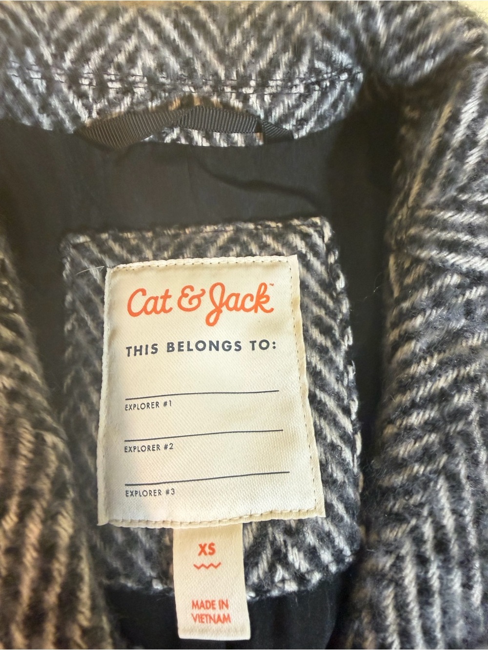 Cat & Jack Girls Herringbone Peacoat Gray Black Button Front Coat XS - Picture 6 of 8